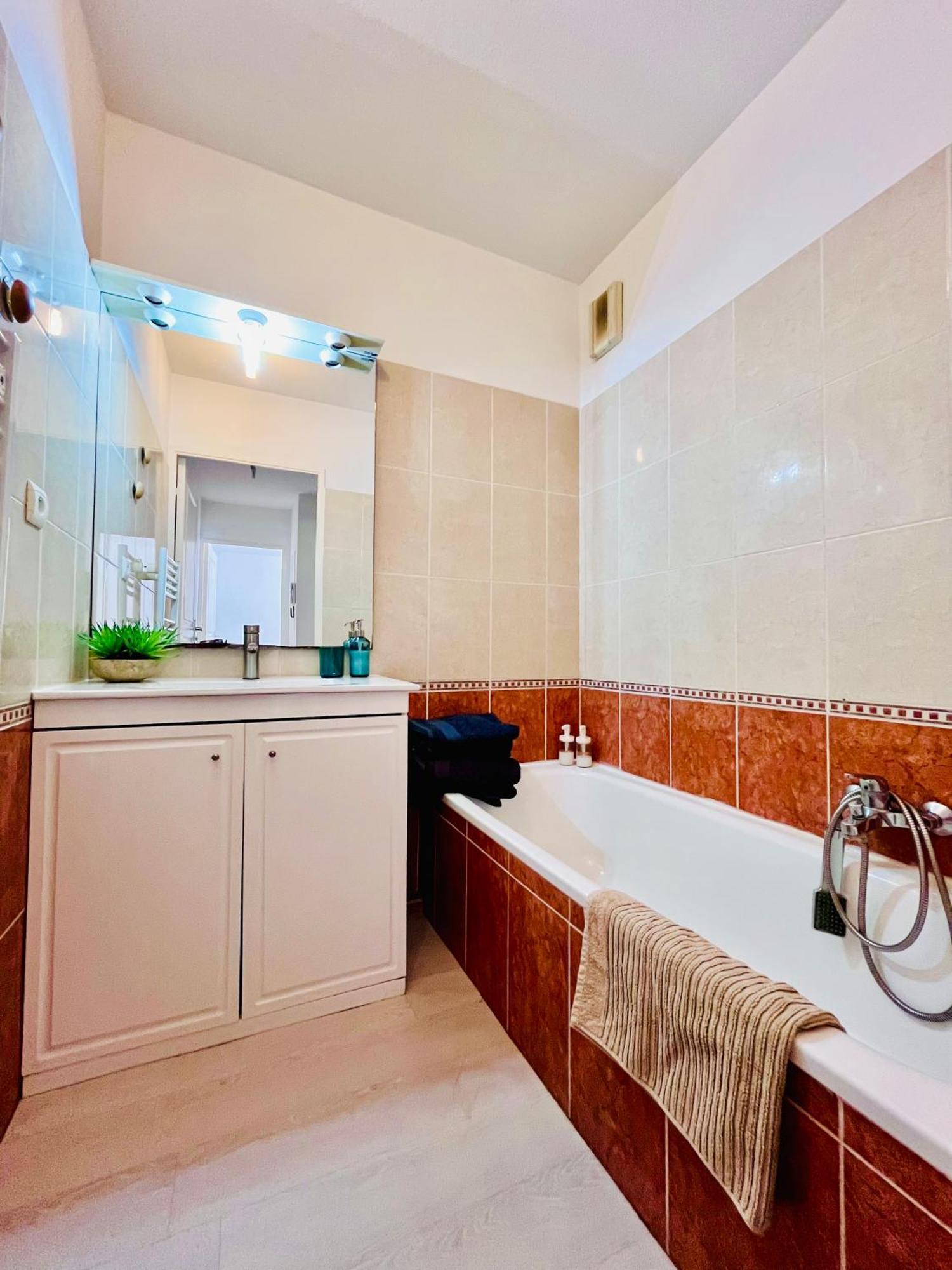 Magnificent Renovated Apartment, 2 Rooms Of 45 M2, Close Tothe Sea, Top Floor, Terrace Nice Extérieur photo